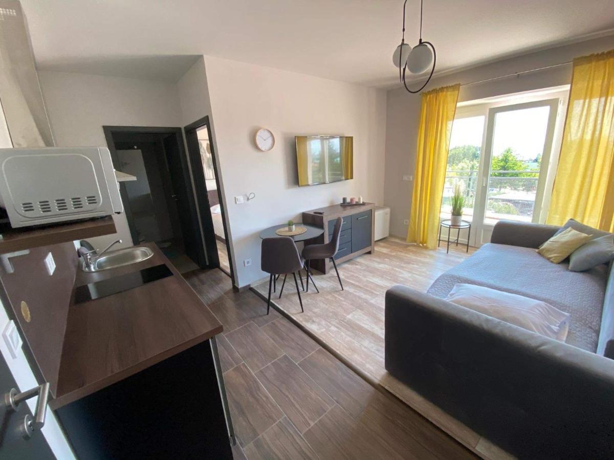 Balkon Apartmanhaz Panzio Балатонфюред Экстерьер фото