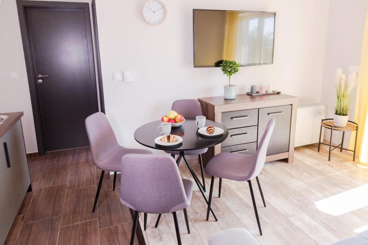 Balkon Apartmanhaz Panzio Балатонфюред Экстерьер фото